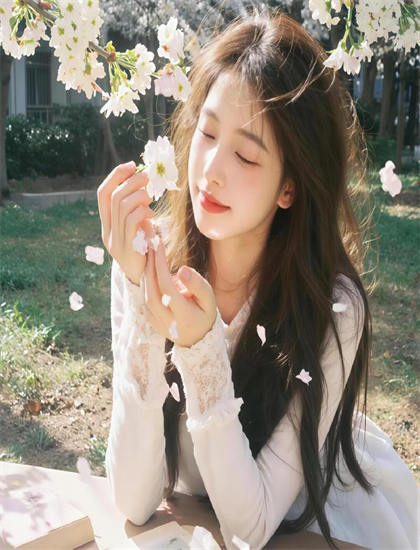 凯莉 布鲁克r级电影-美女来了视频免费观看